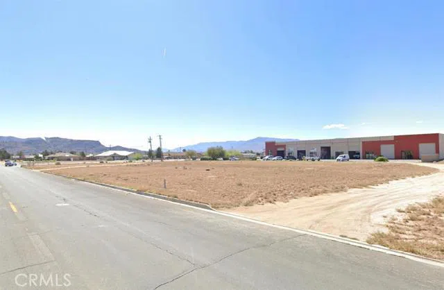 13492 Central Road Apple Valley, CA 92308