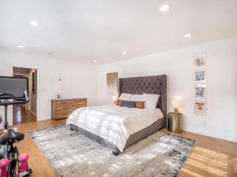 16 Eastern Drive Watsonville, CA 95076