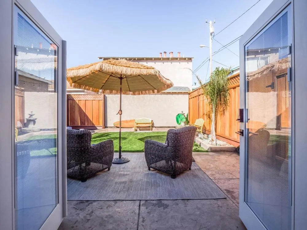 16 Eastern Drive Watsonville, CA 95076