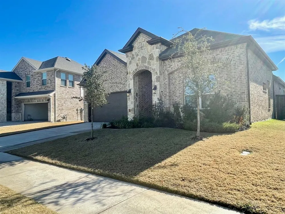 5831 Melville Lane Forney, TX 75126