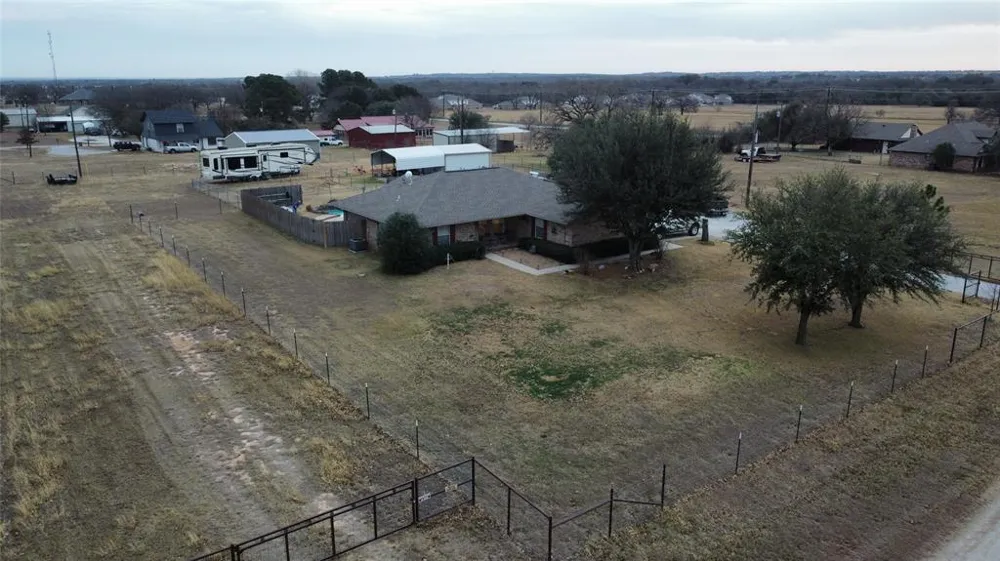 349 Horseshoe Drive Springtown, TX 76082