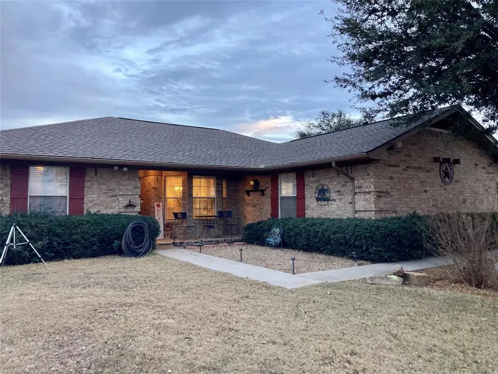 349 Horseshoe Drive Springtown, TX 76082
