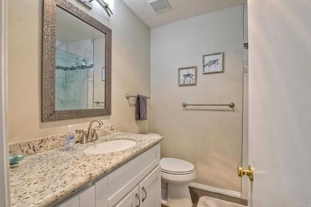 916 Caminito Estrada #B Carlsbad, CA 92011