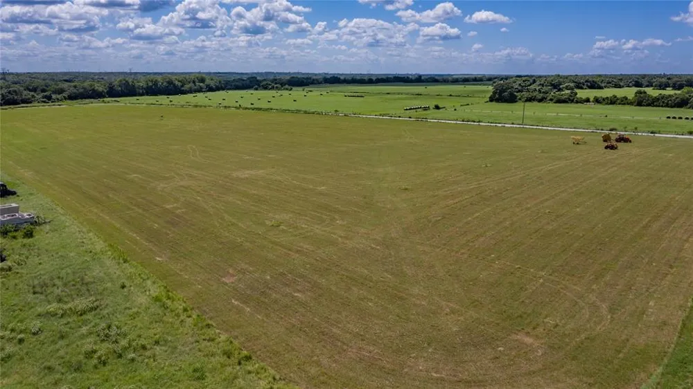 5 Private Road 213 Whitney, TX 76692