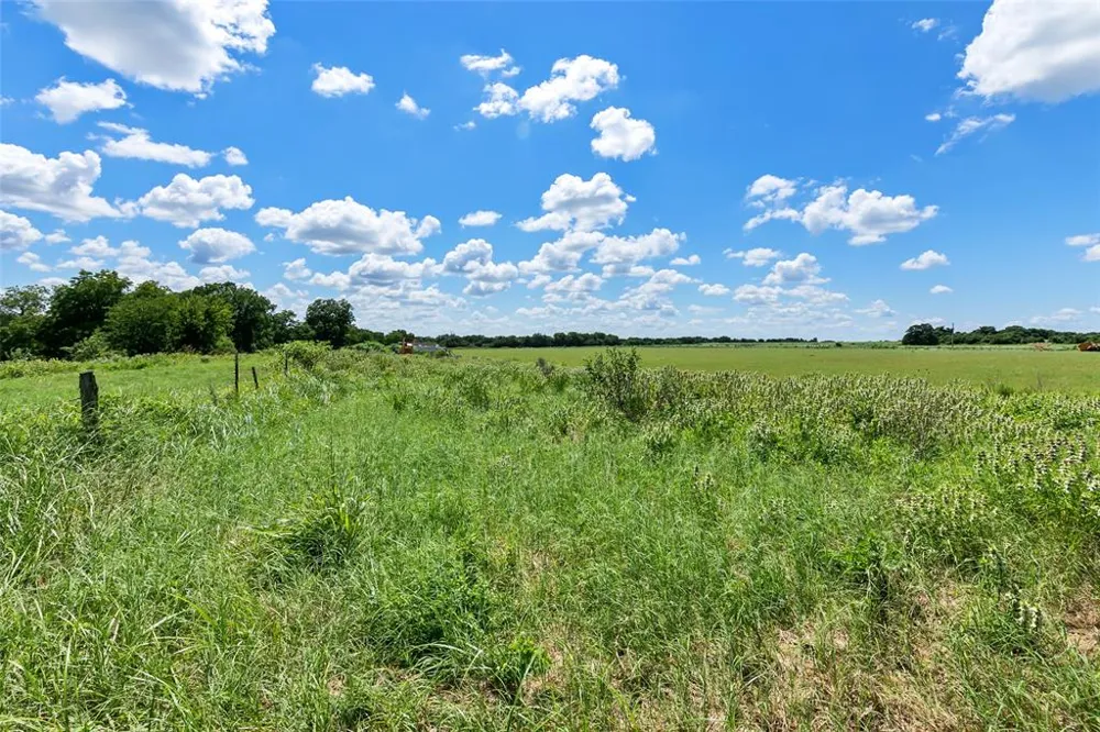 5 Private Road 213 Whitney, TX 76692