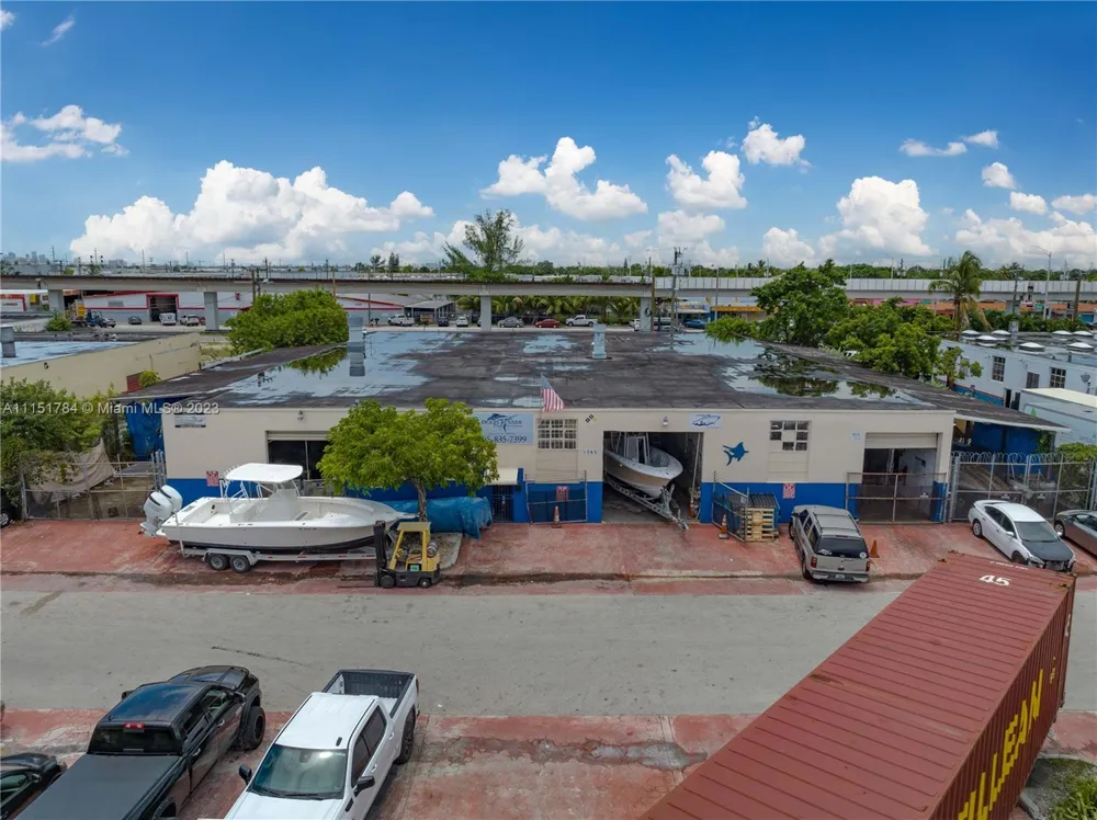 1040 E 26th Street Hialeah, FL 33013
