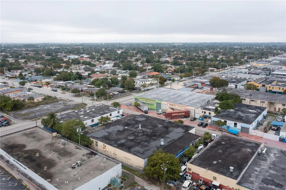 1040 E 26th Street Hialeah, FL 33013