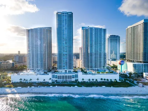 1830 OCEAN DR #4710