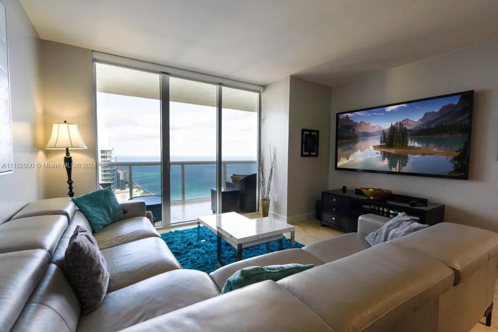 1830 OCEAN DR #4710 Hallandale Beach, FL 33009
