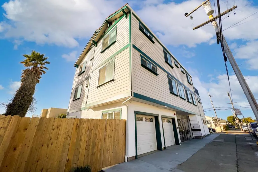 201203 Vista Grande Avenue Daly City, CA 94014