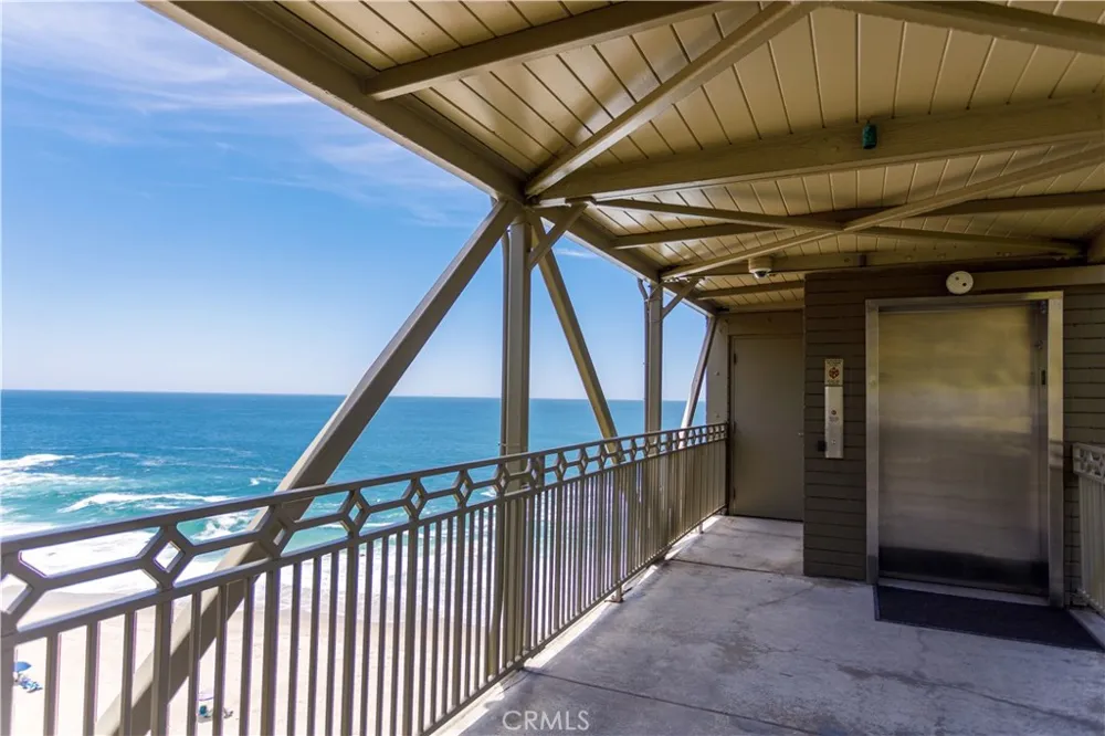 31755 Coast #105 Laguna Beach, CA 92651