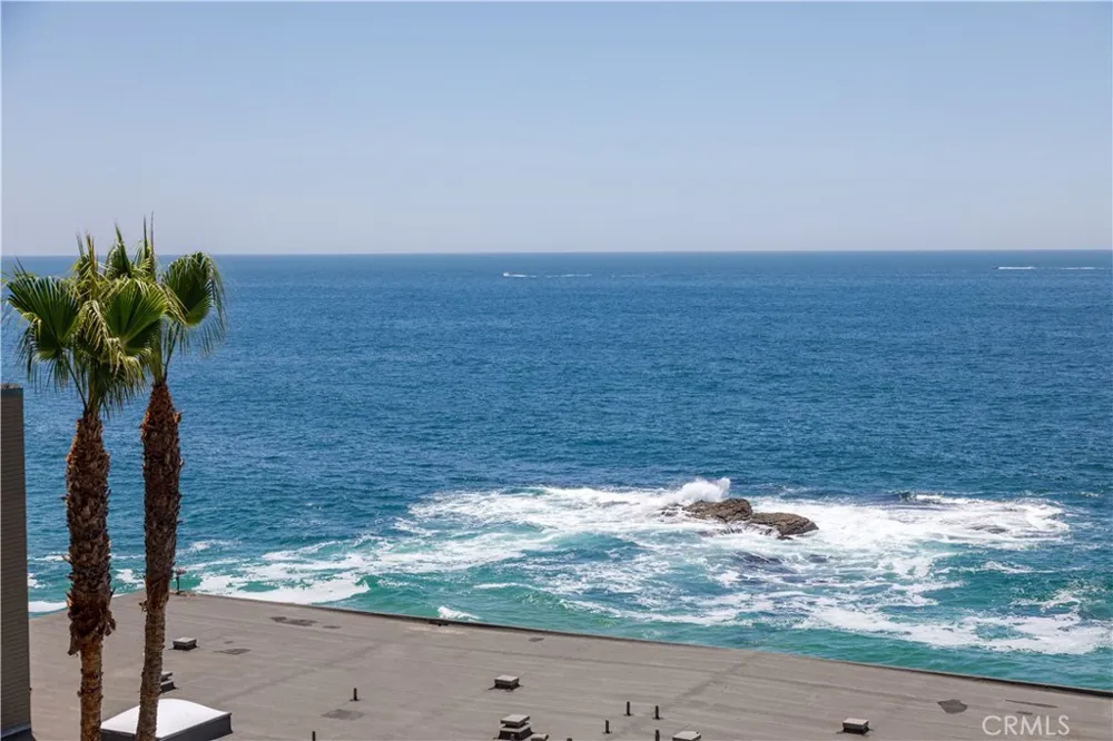 31755 Coast #105 Laguna Beach, CA 92651