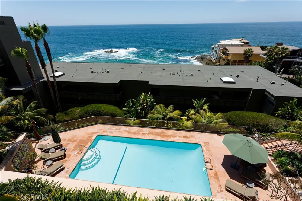 31755 Coast #105 Laguna Beach, CA 92651