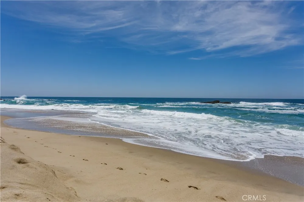 31755 Coast #105 Laguna Beach, CA 92651