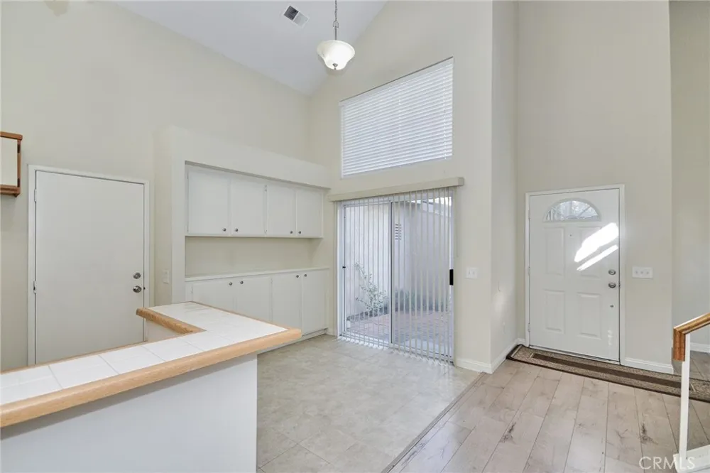 20741 Crest Ln #B Diamond Bar, CA 91789