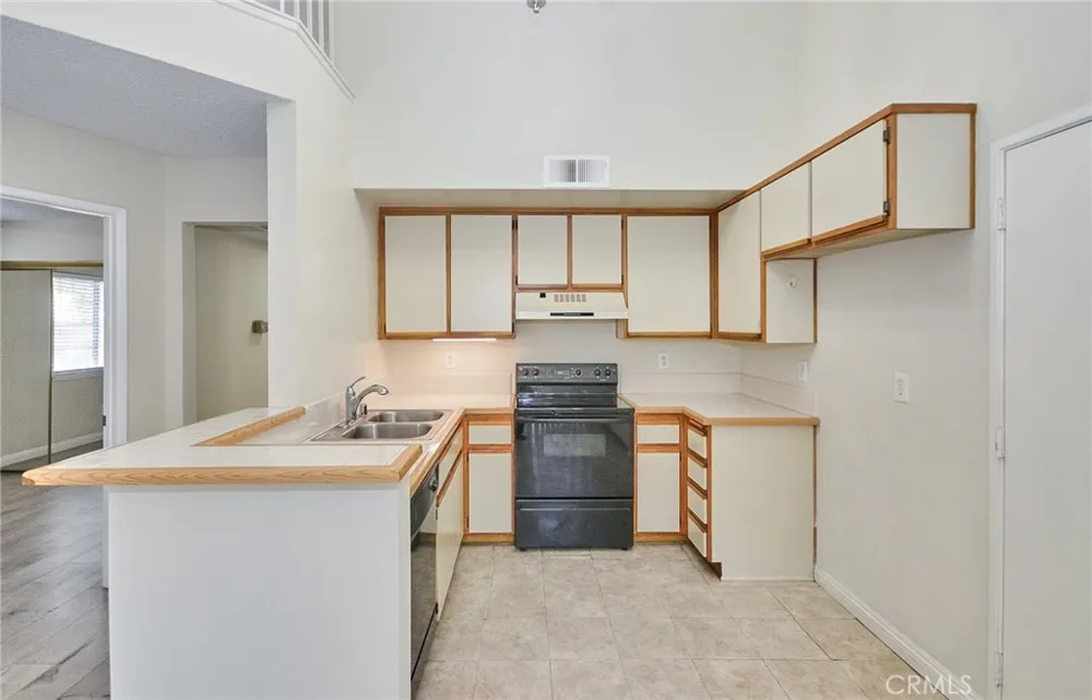 20741 Crest Ln #B Diamond Bar, CA 91789