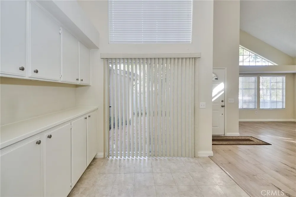 20741 Crest Ln #B Diamond Bar, CA 91789