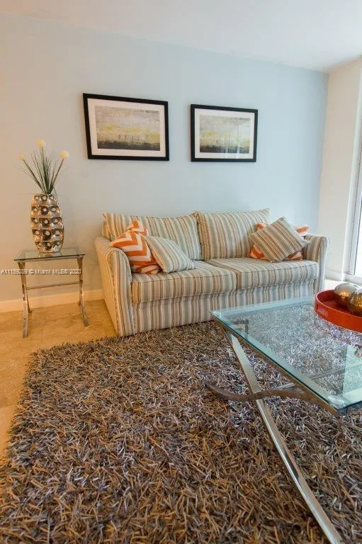 3901 S Ocean Dr #1H Hollywood, FL 33019