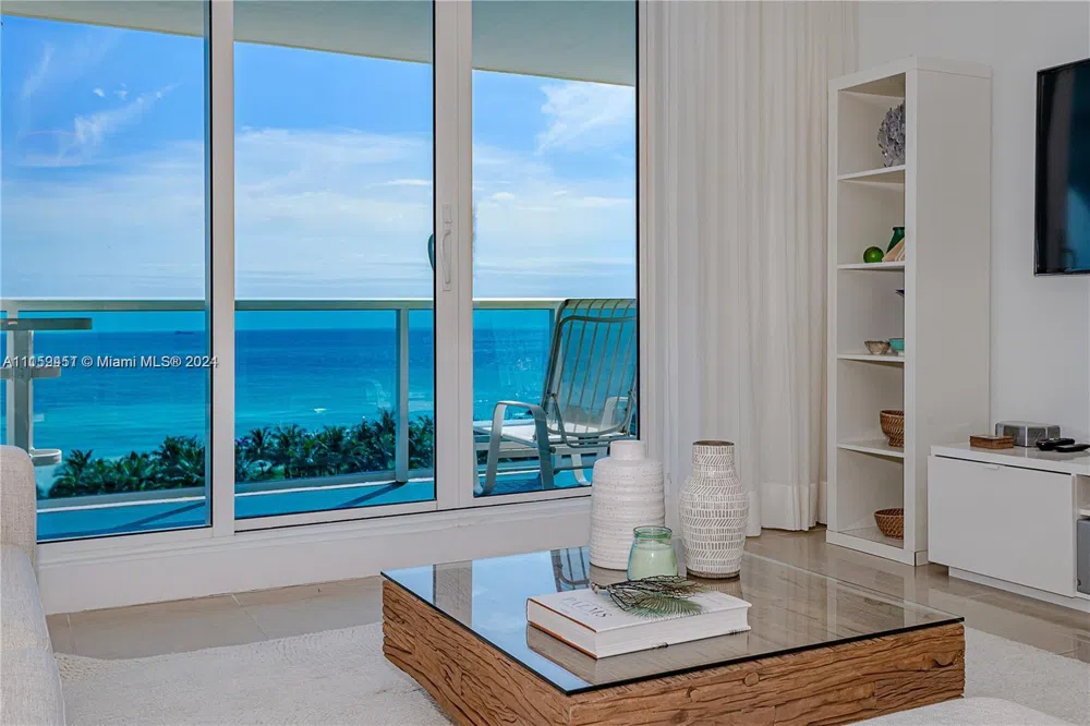 2301 Collins Ave #938 Miami Beach, FL 33139
