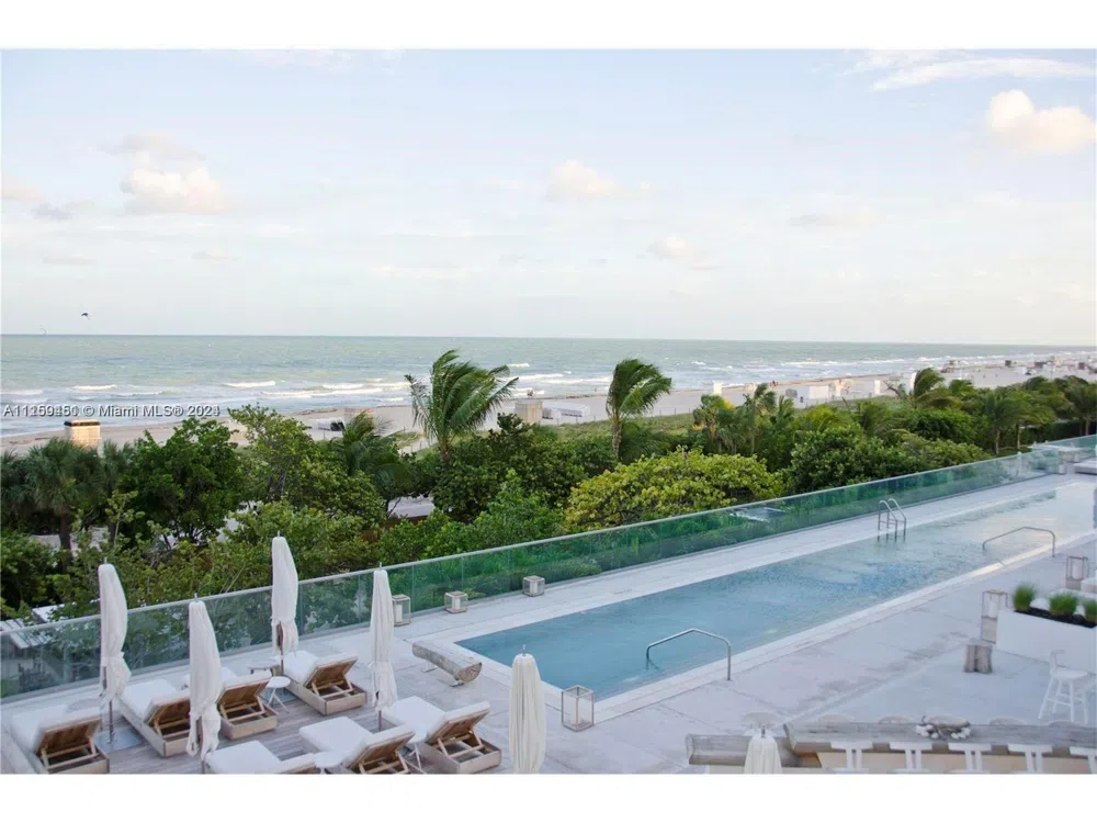 2301 Collins Ave #938 Miami Beach, FL 33139
