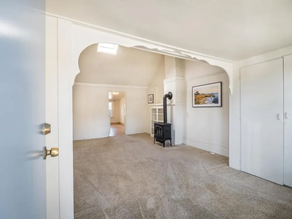 215217 Roberts Street Santa Cruz, CA 95060