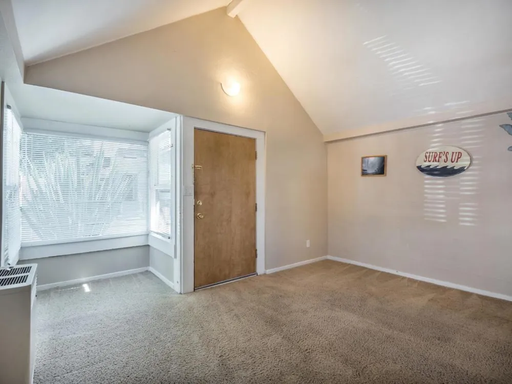 215217 Roberts Street Santa Cruz, CA 95060