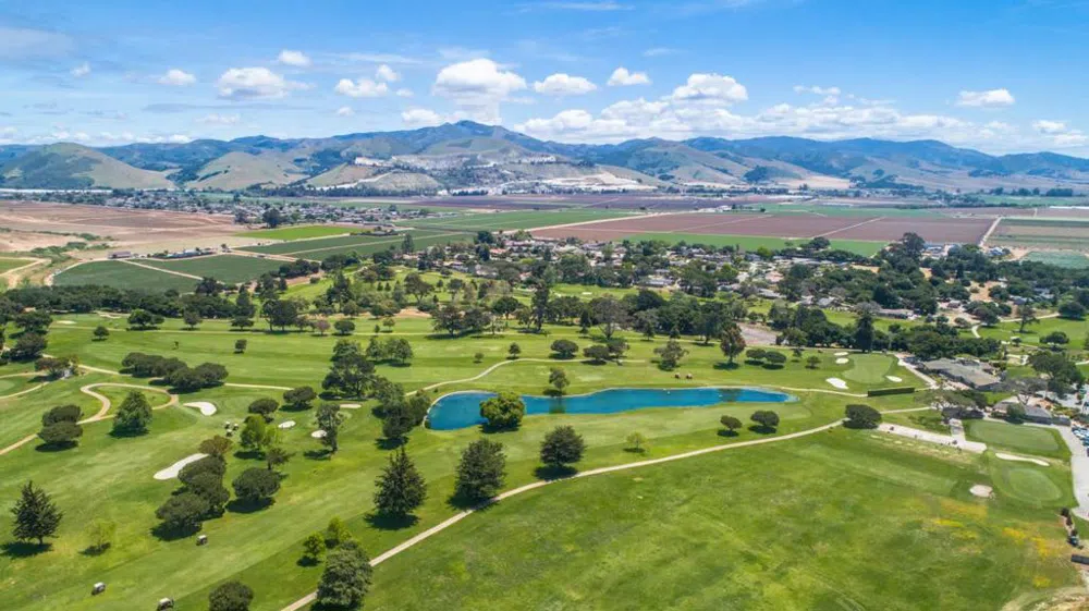 20540 Cathrein Court Salinas, CA 93907