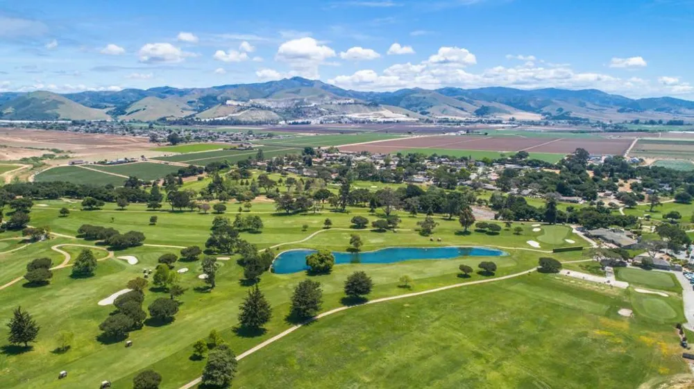 20540 Cathrein Court Salinas, CA 93907