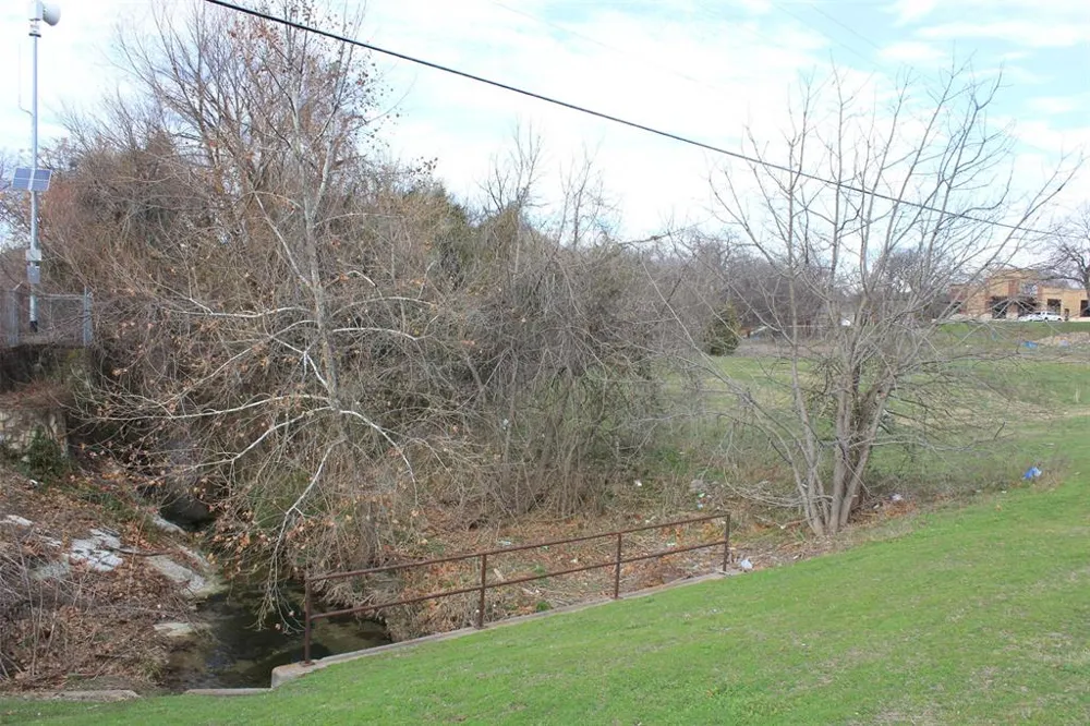 725 FM 544 Murphy, TX 75094