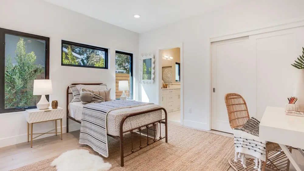 644 Georgia Avenue Palo Alto, CA 94306