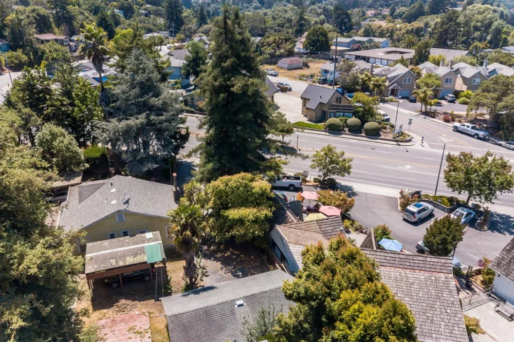 5035 Soquel Drive Soquel, CA 95073