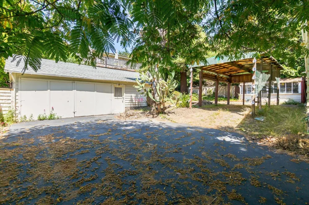 5035 Soquel Drive Soquel, CA 95073