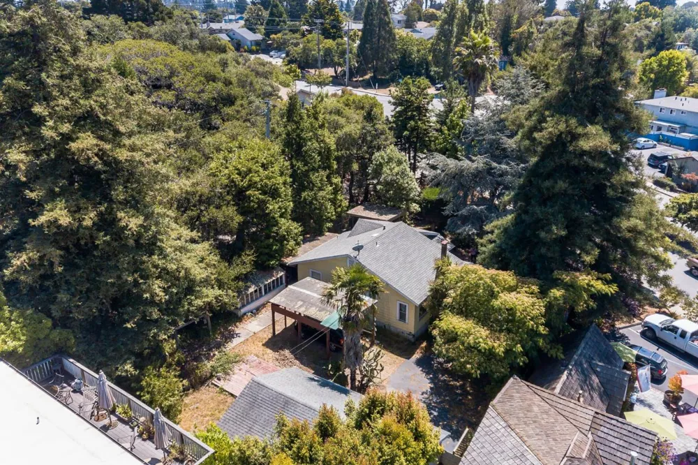 5035 Soquel Drive Soquel, CA 95073