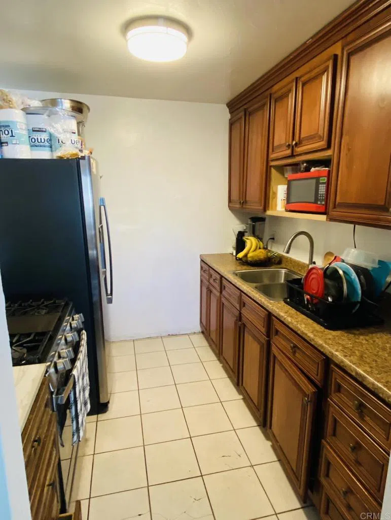 706 D AVENUE National City, CA 91950