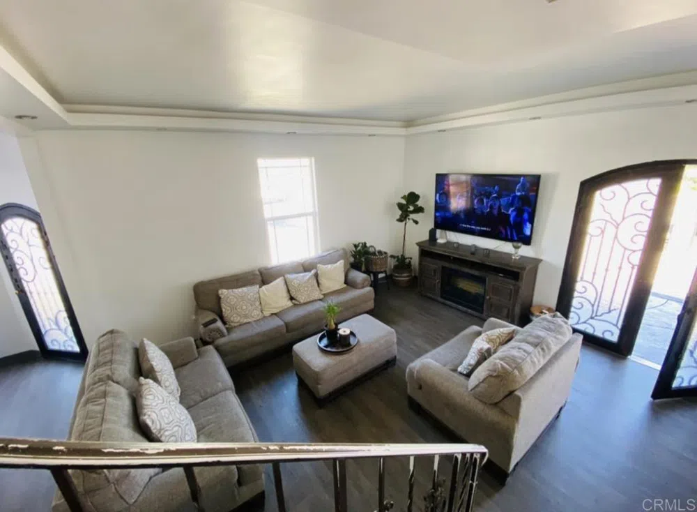 706 D AVENUE National City, CA 91950