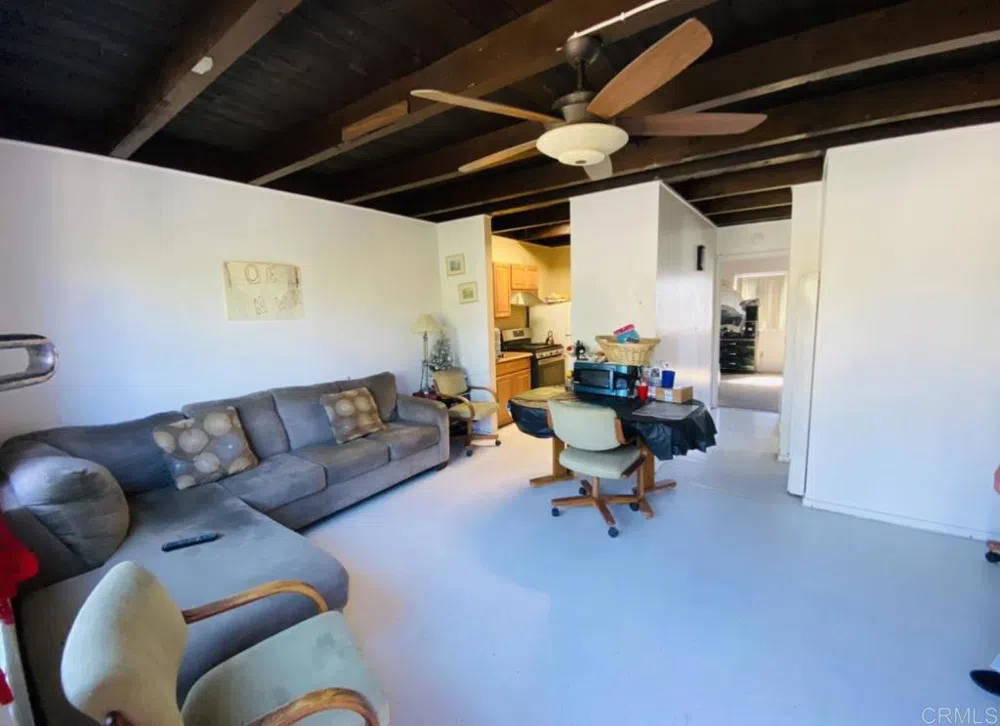 706 D AVENUE National City, CA 91950
