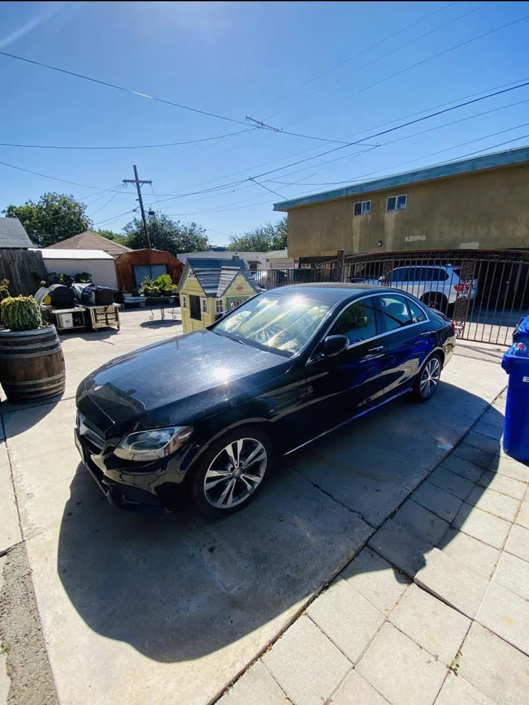 706 D AVENUE National City, CA 91950