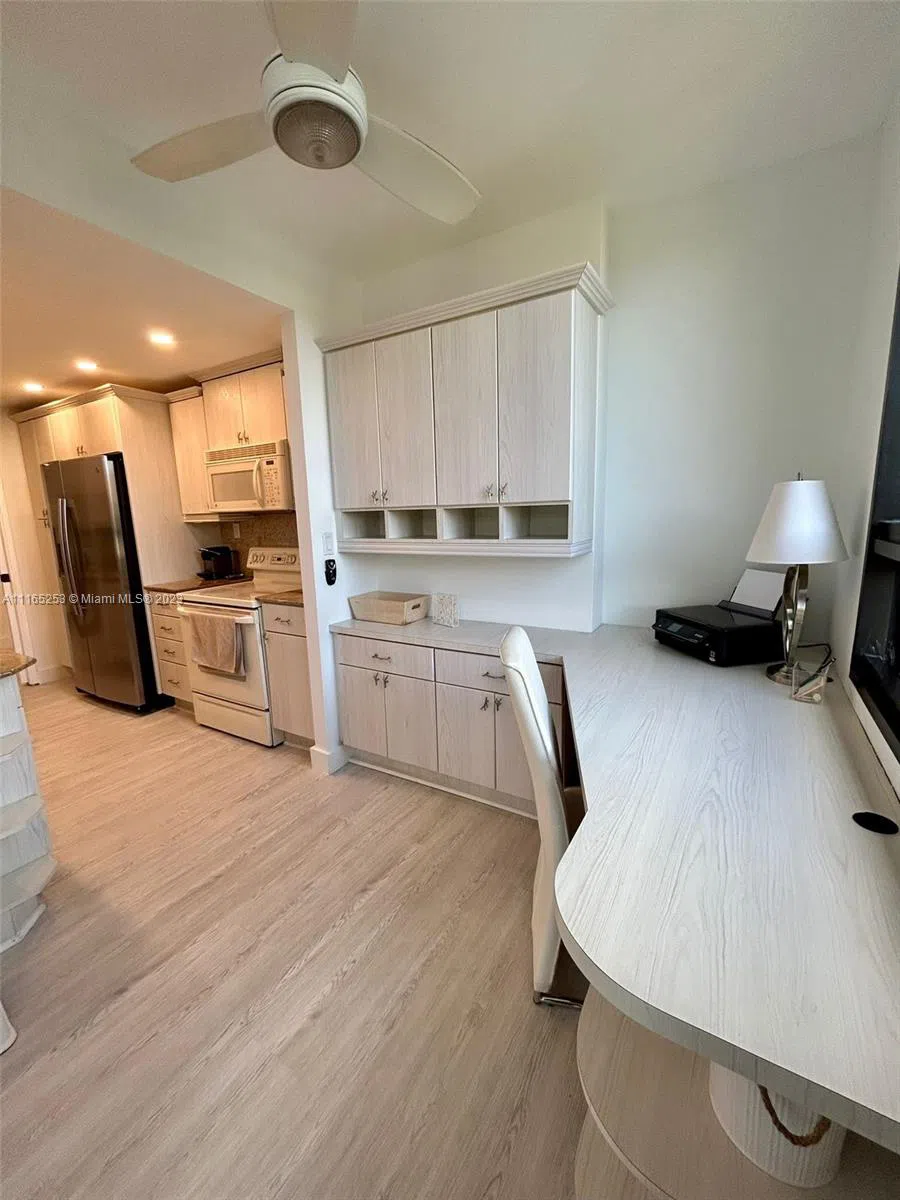 101 Crandon Blvd #473 Key Biscayne, FL 33149
