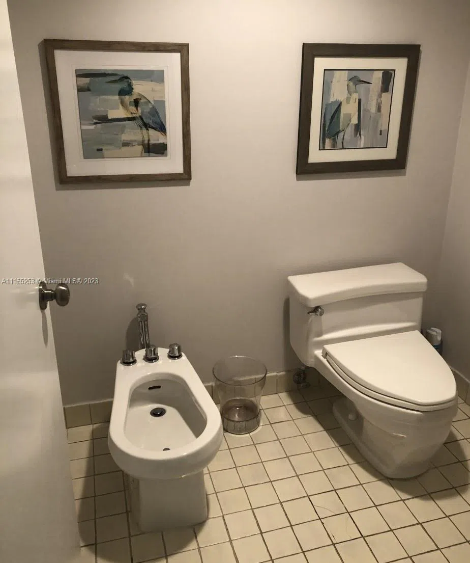 101 Crandon Blvd #473 Key Biscayne, FL 33149