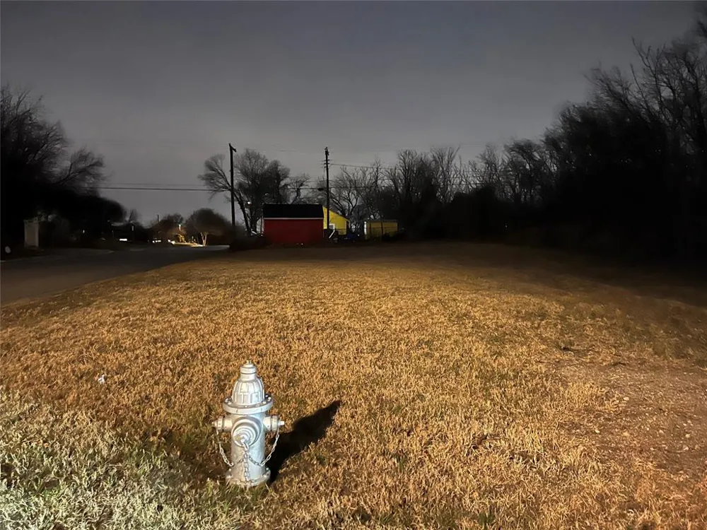 5236 Farnsworth Avenue Fort Worth, TX 76107