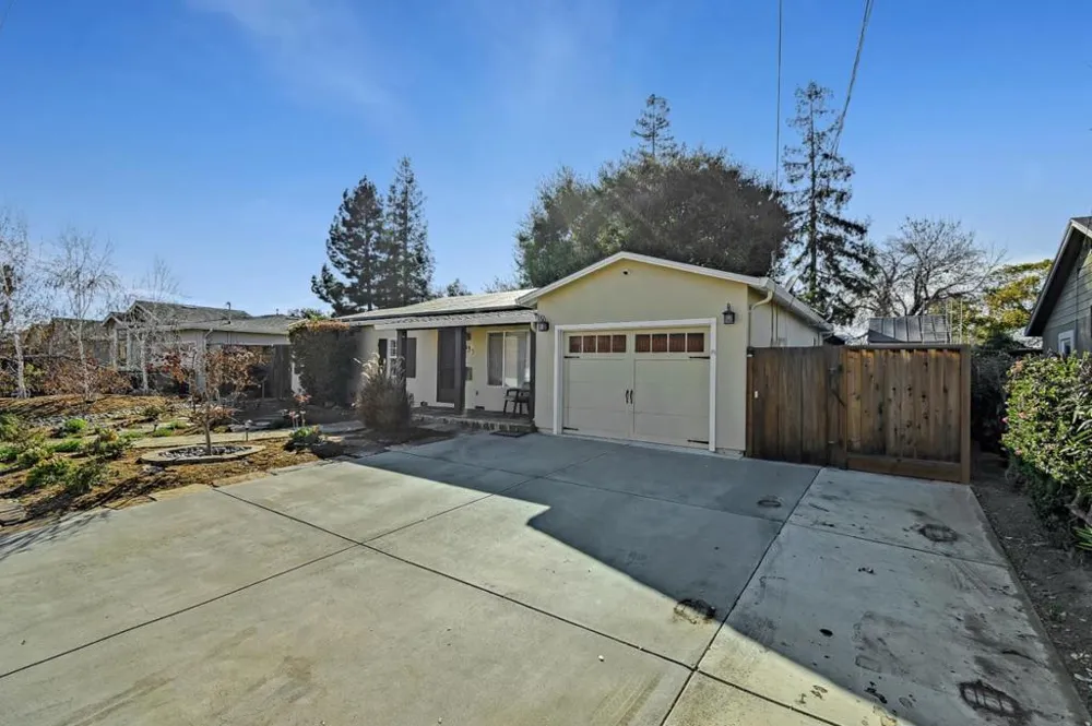 433 Daniel Way San Jose, CA 95128