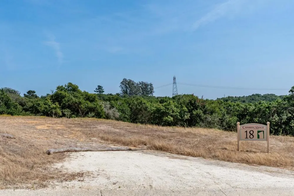 9055 Hidden Canyon Road Salinas, CA 93907