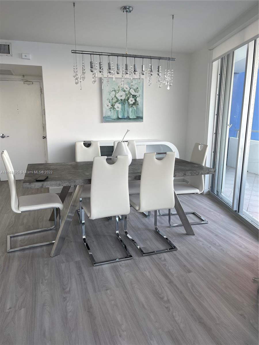 5161 Collins Ave #914 Miami Beach, FL 33140