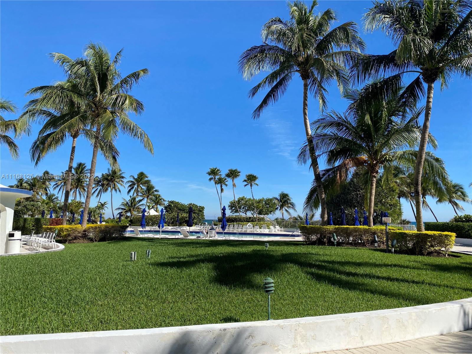 5161 Collins Ave #914 Miami Beach, FL 33140