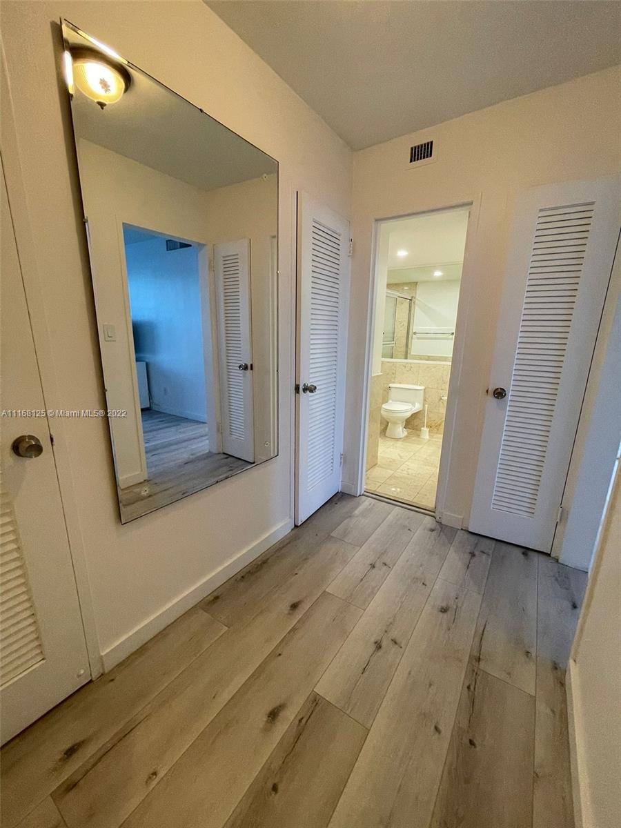 5161 Collins Ave #914 Miami Beach, FL 33140
