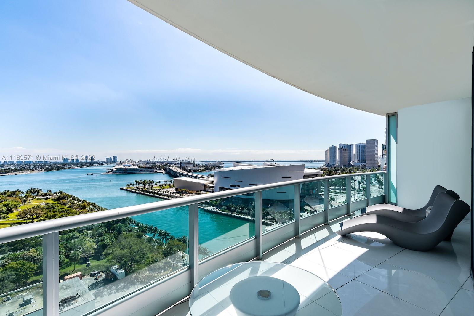 900 Biscayne Blvd #2006 Miami, FL 33132