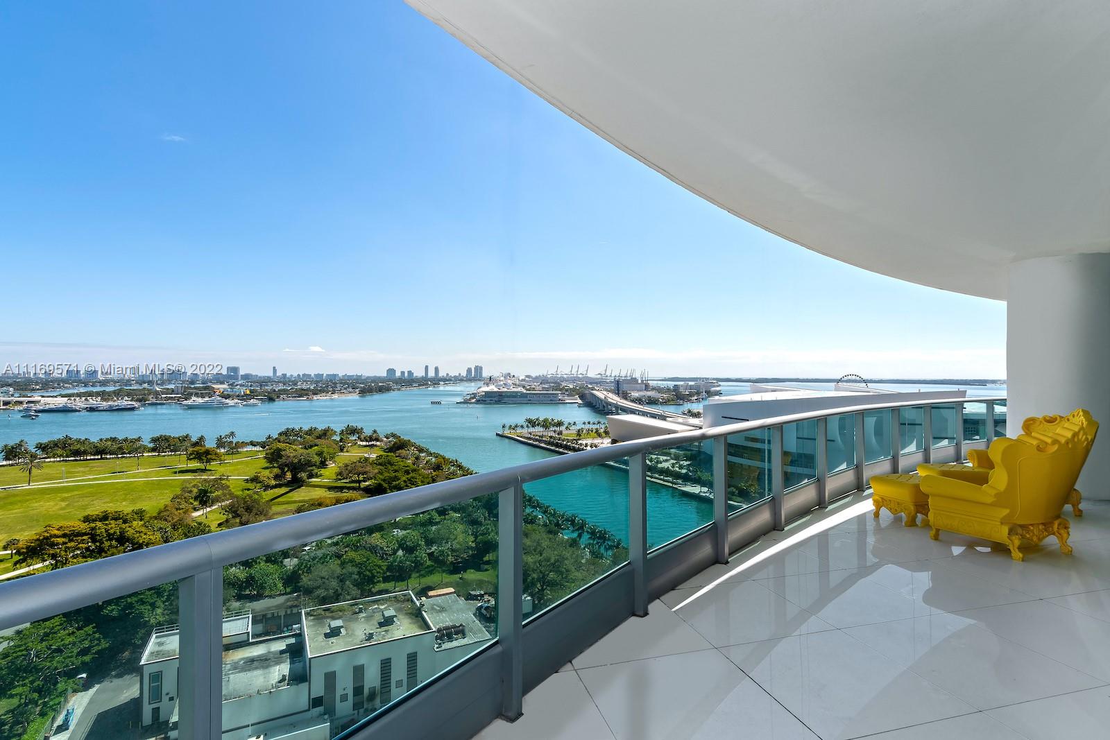 900 Biscayne Blvd #2006 Miami, FL 33132