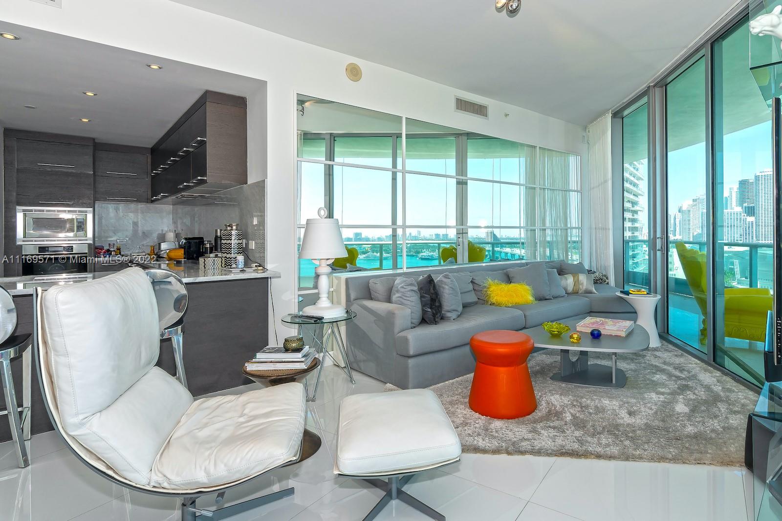 900 Biscayne Blvd #2006 Miami, FL 33132
