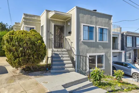 598 Crocker Avenue