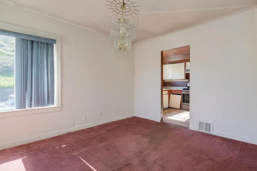 598 Crocker Avenue Daly City, CA 94014